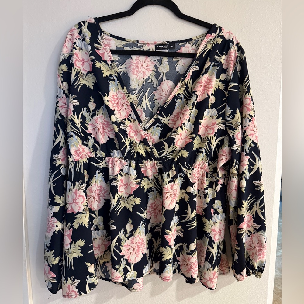BOGO SHEIN floral V-Neck Blouse
